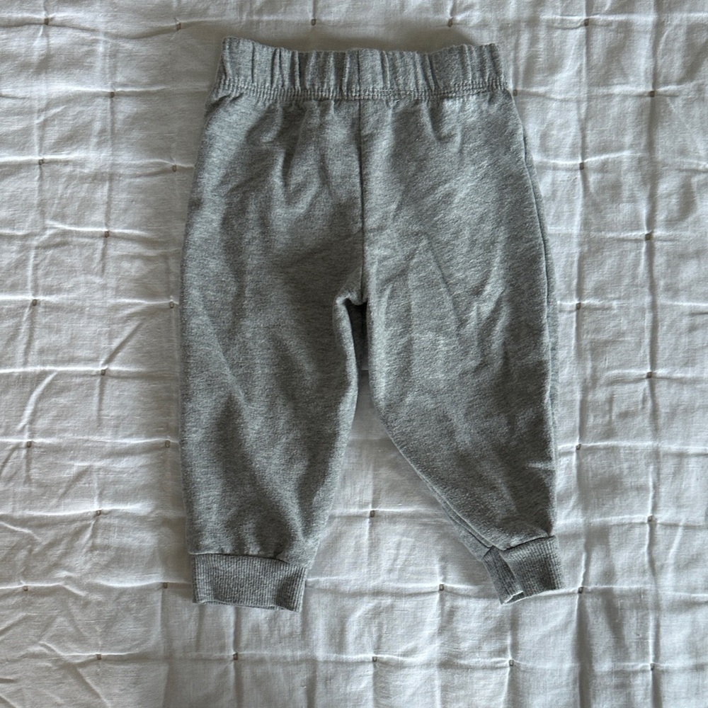 8 piece kids assorted tops and pants (050) - Picture 14 of 16
